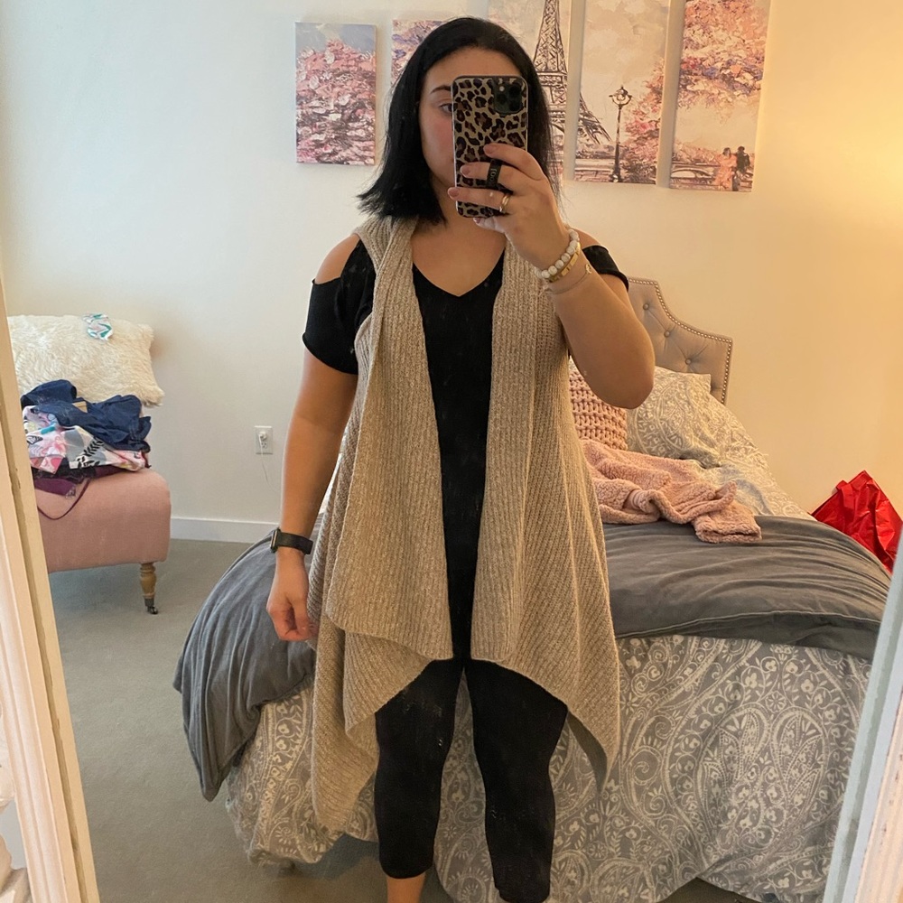 Old navy sweater vest